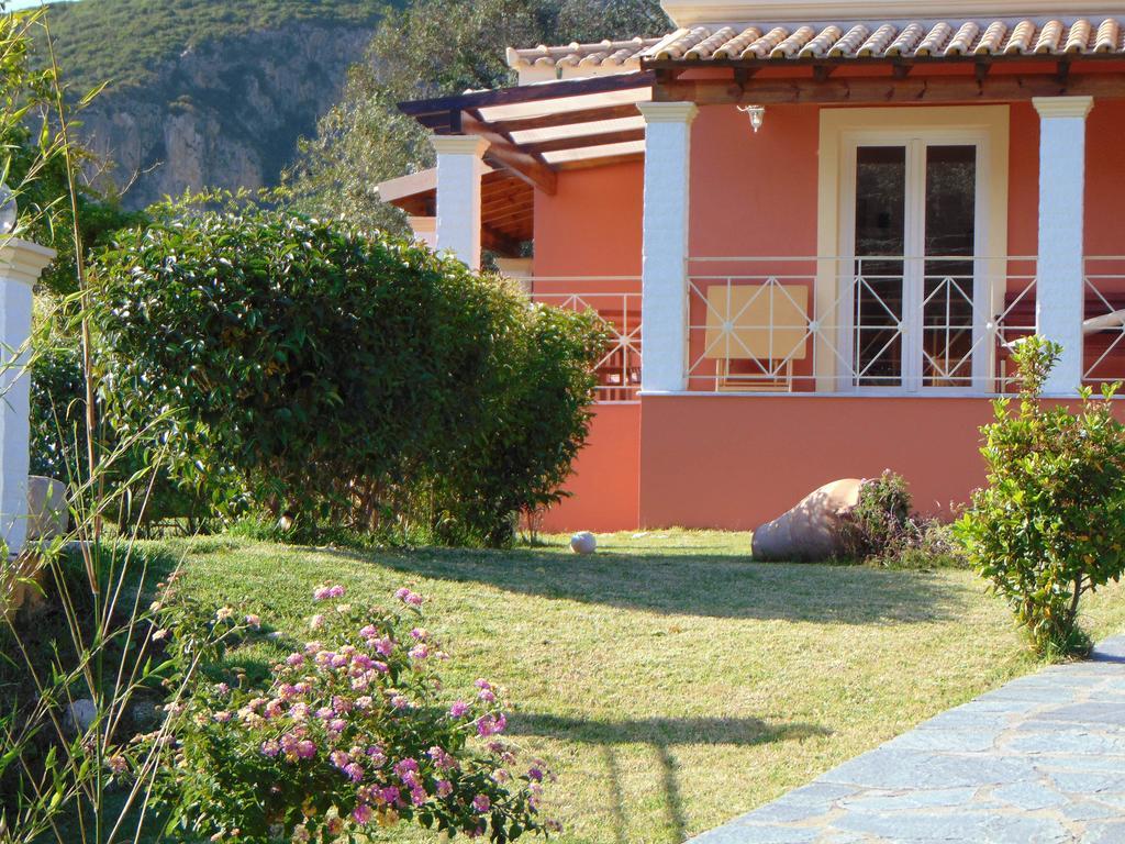 Villa Grecia Льяпадес Екстер'єр фото